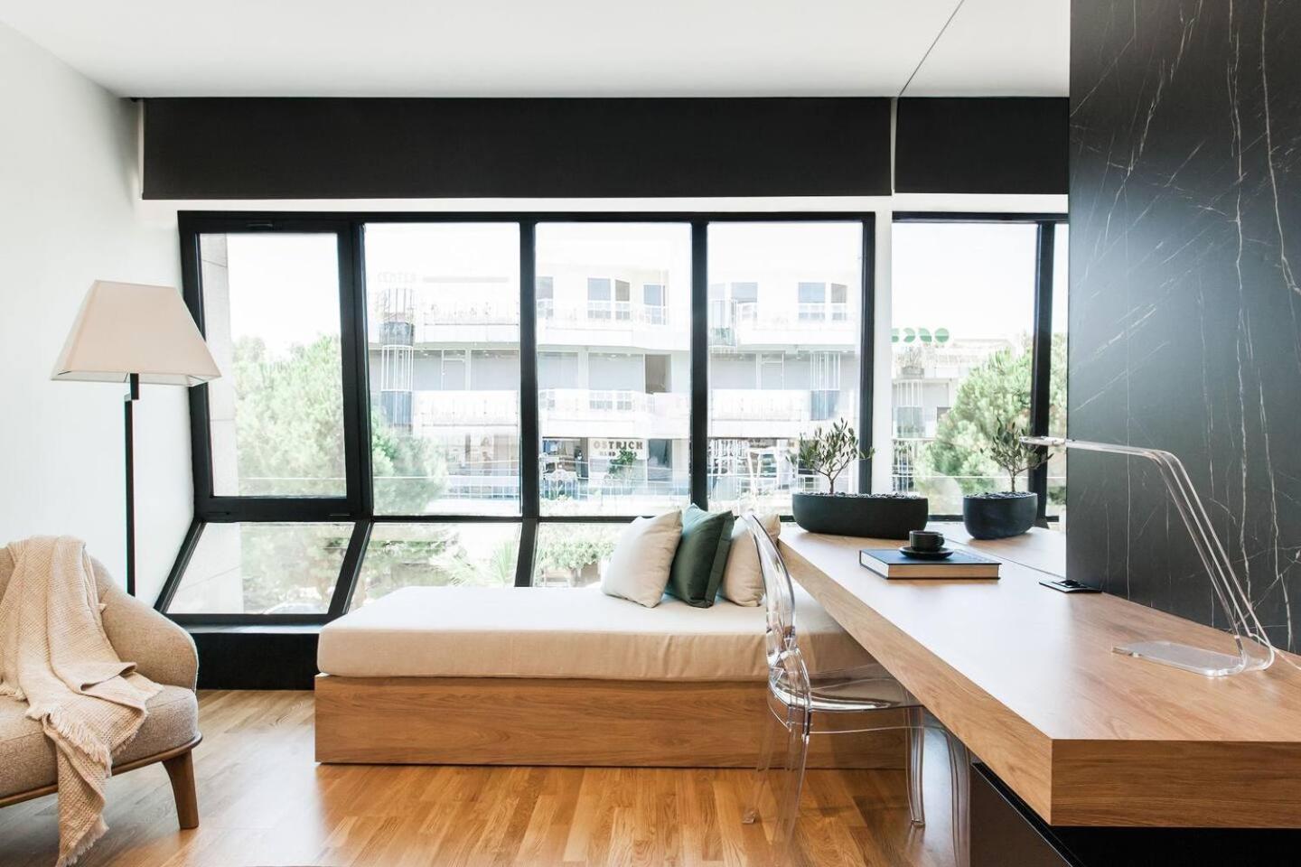 2 Sidebyside Suites In Athens Riviera By The Olon Bagian luar foto