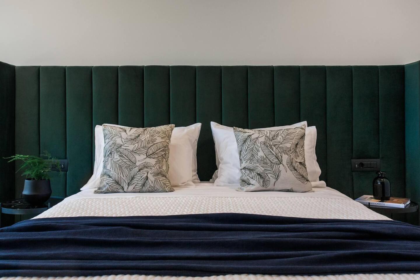 2 Sidebyside Suites In Athens Riviera By The Olon Bagian luar foto